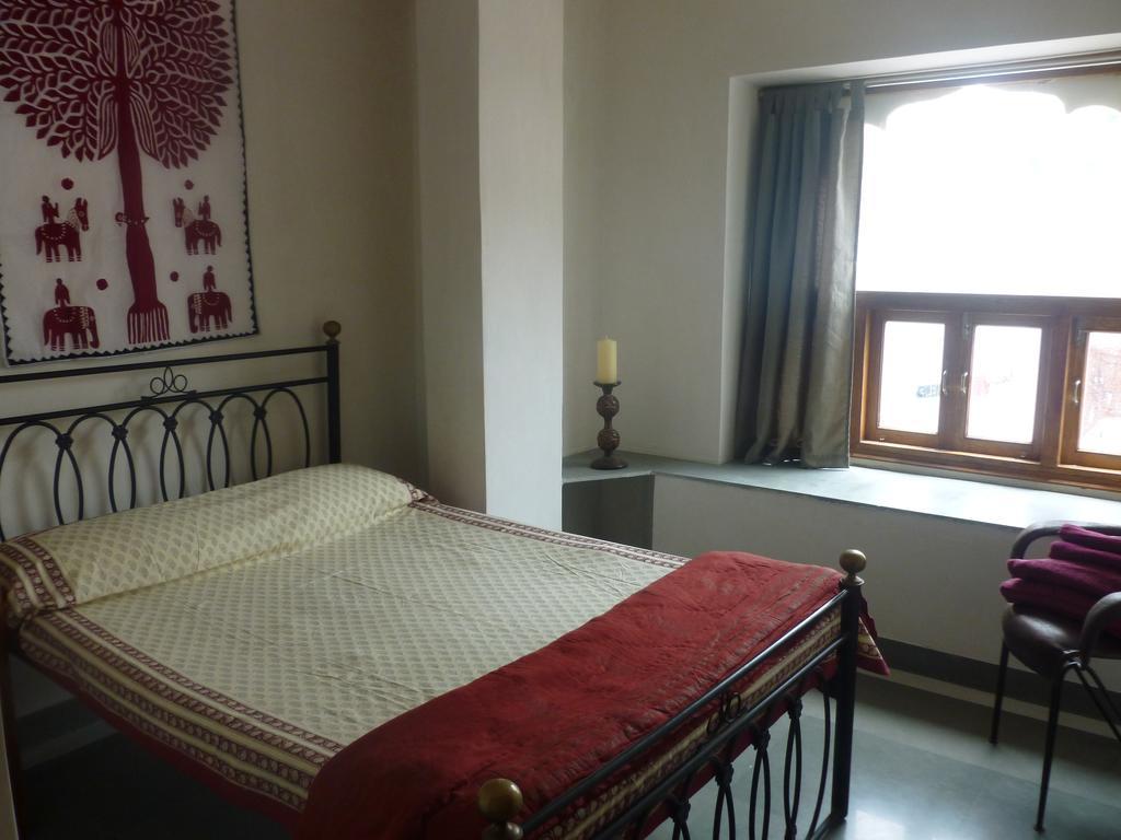 Silver Moon Haveli Udaipur Habitación foto
